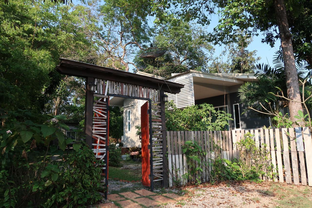 Mama Tree Hotel Rayong Exterior photo
