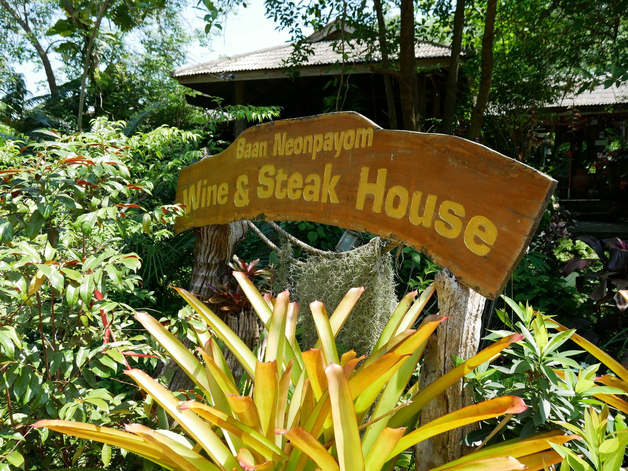 Mama Tree Hotel Rayong Exterior photo